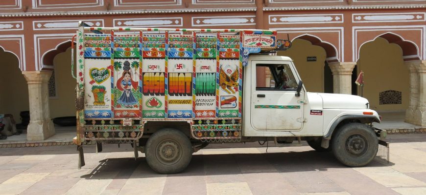 מה צריך לדעת כאשר שוכרים שרותי נהג הודי ?