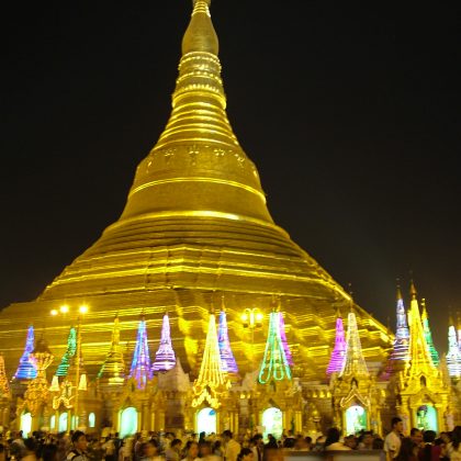 אהבנו מאוד את מקדש שווה דגון הנוצץ והשווה ביותר ביאנגון בורמה.